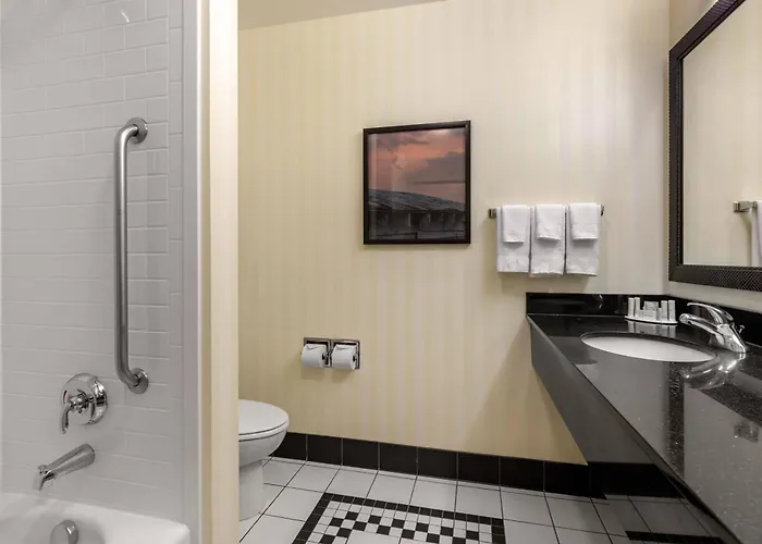 Fairfield & By Marriott Hotel 3*