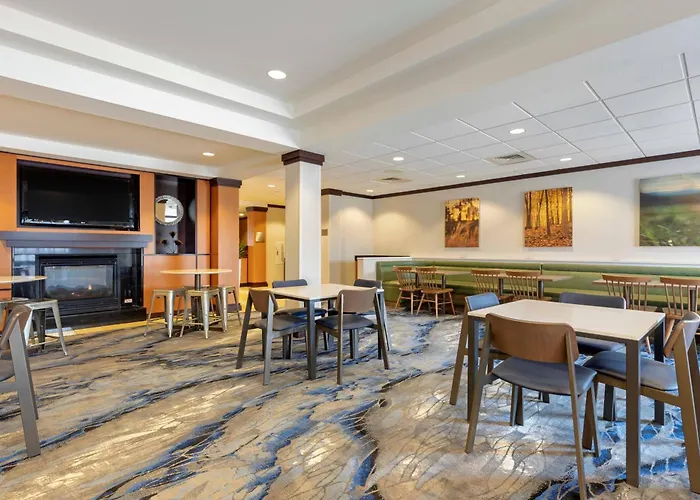 Fairfield & By Marriott Hotel 3*