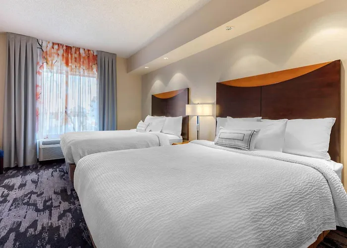 Fairfield & By Marriott Hotel Rockford