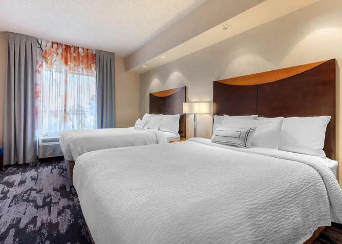 Hotel Fairfield & By Marriott 3*