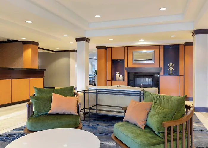 Fairfield & By Marriott 3*