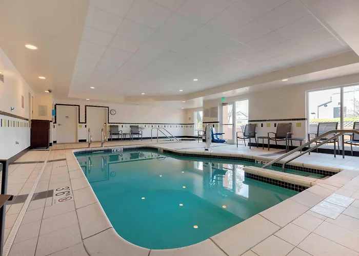 Fairfield & By Marriott 3*