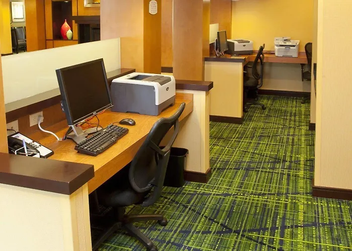 Fairfield & By Marriott Hotel Rockford