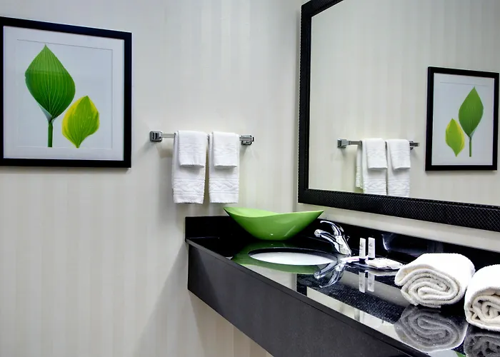 Fairfield & By Marriott 3* Rockford